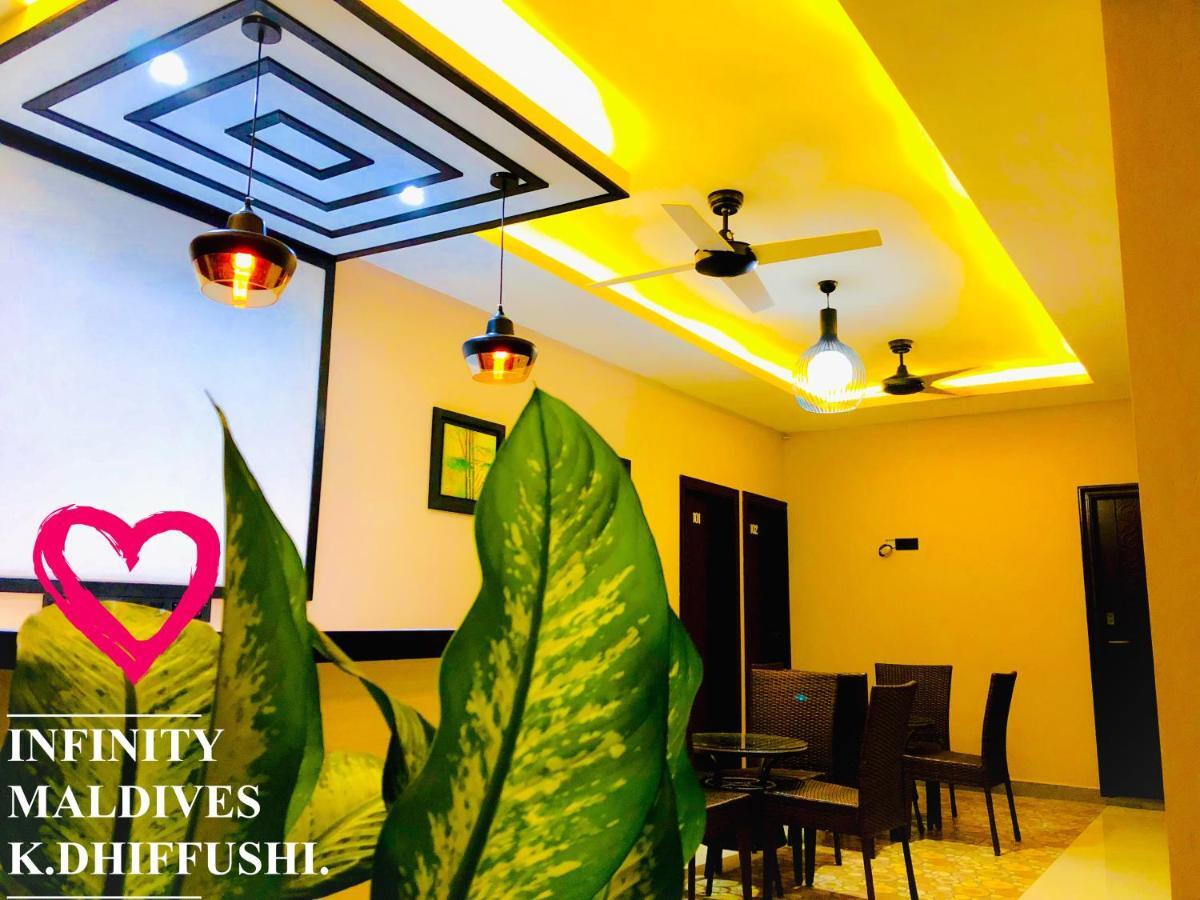 Infinity Dhiffushi Hotel Exterior photo